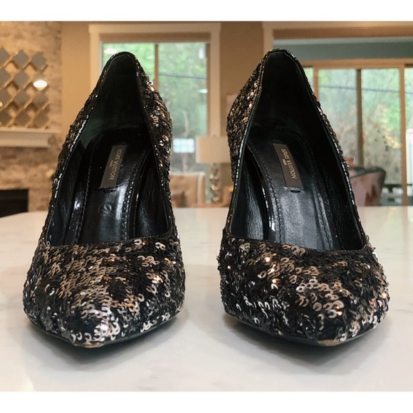 LOUIS VUITTON Liza Sequin Black & Silver Pointy Toe Pumps Noir SZ 37 - Picture 5 of 17